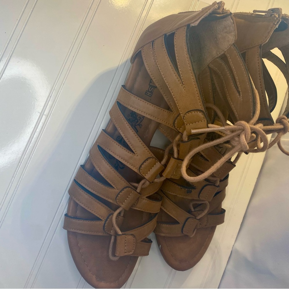 Brash Lace-Up Strappy Sandals - Brown - Picture 2 of 6